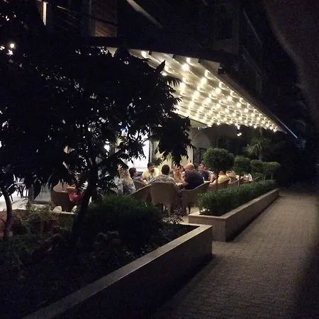 Stamopolu Lux с изглед към морето Hotell Primorsko