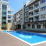 Stamopolu Lux с изглед към морето Primorsko