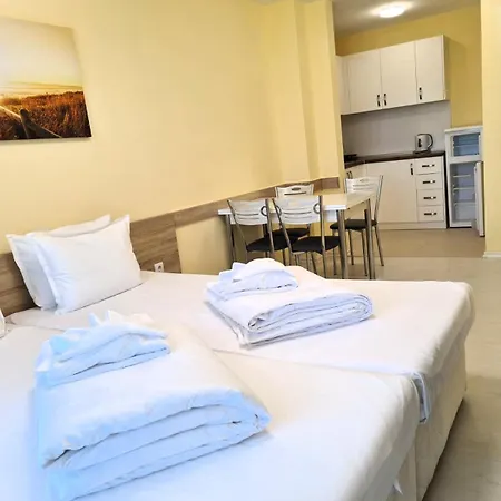 Stamopolu Lux с изглед към морето * 프리모르스코