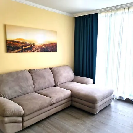 Stamopolu Lux с изглед към морето * 프리모르스코